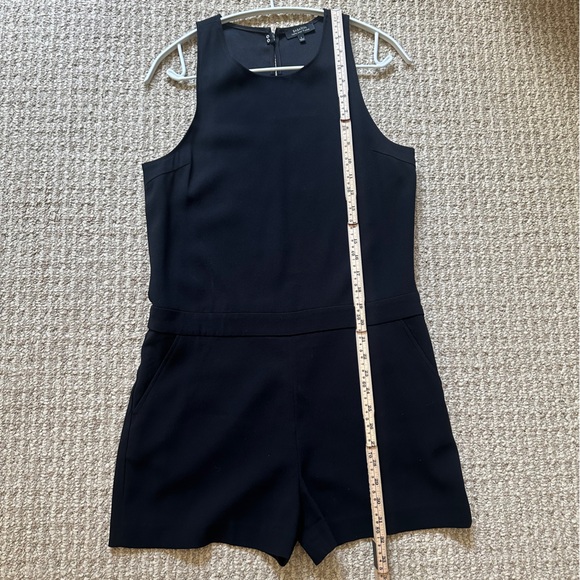 Aritzia Babaton Ozzy Romper with Pockets Size 4 - Picture 14 of 16
